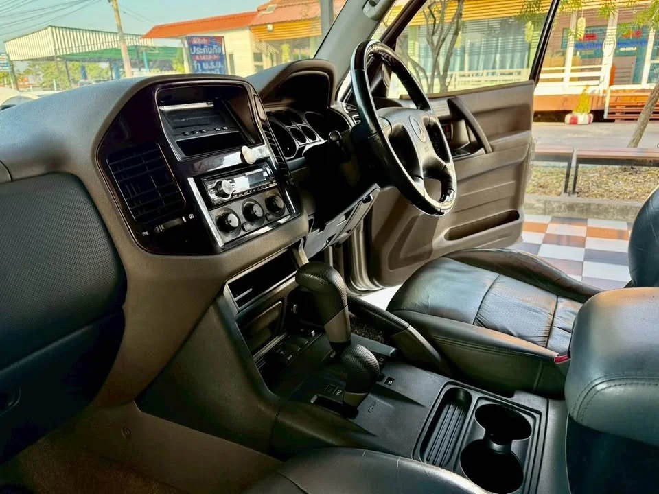 2001 Mitsubishi Pajero III 3