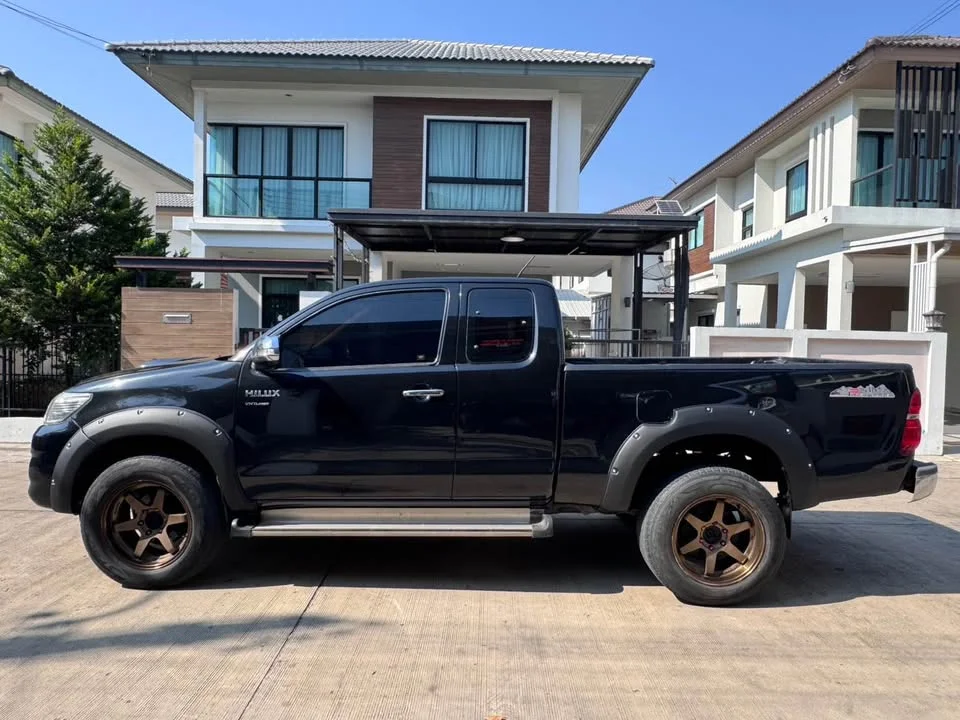 2012 Toyota Hilux VII 3