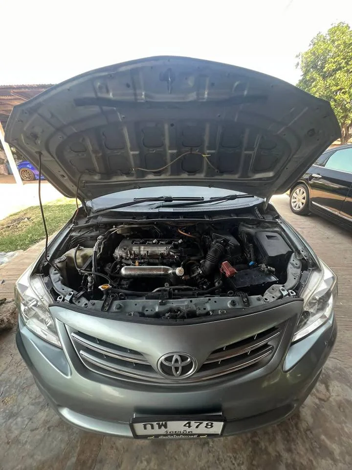 Toyota Corolla Altis X (E140) 3