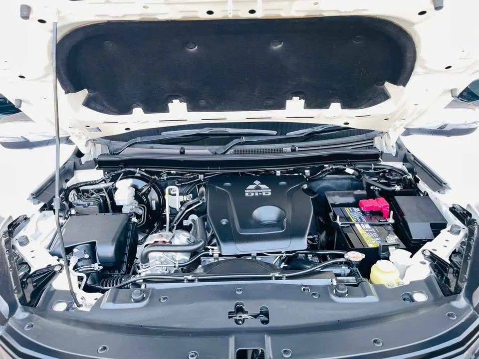 2022 Mitsubishi Pajero Sport III 2