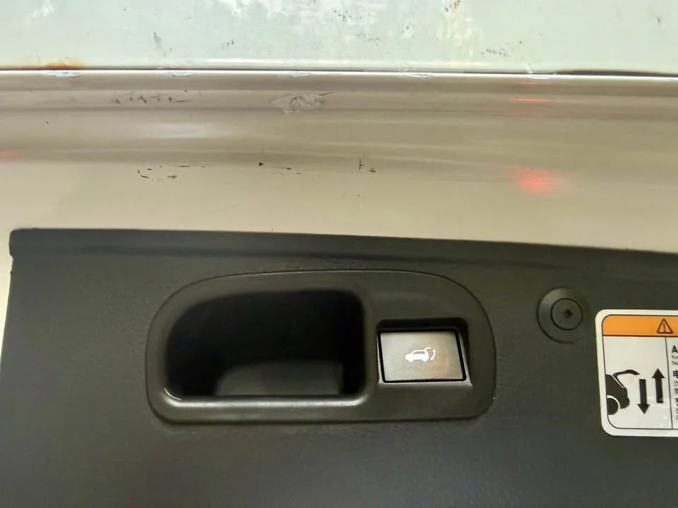2016 Mitsubishi Pajero Sport III 2
