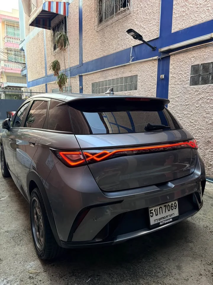 2023 BYD Dolphin 3