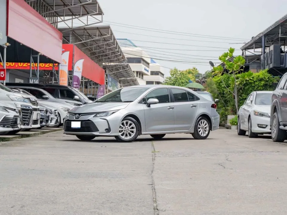 2019 Toyota Corolla Altis XII (E210) 3