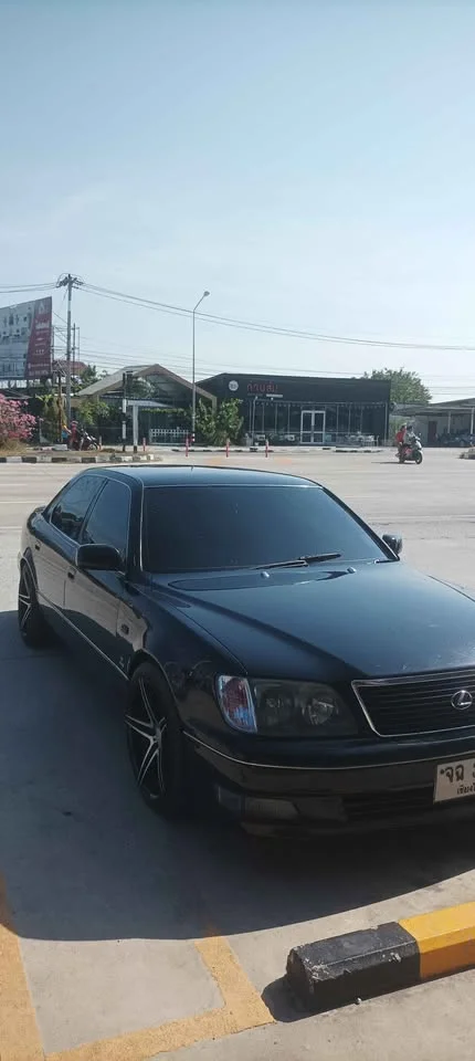Lexus LS II 2