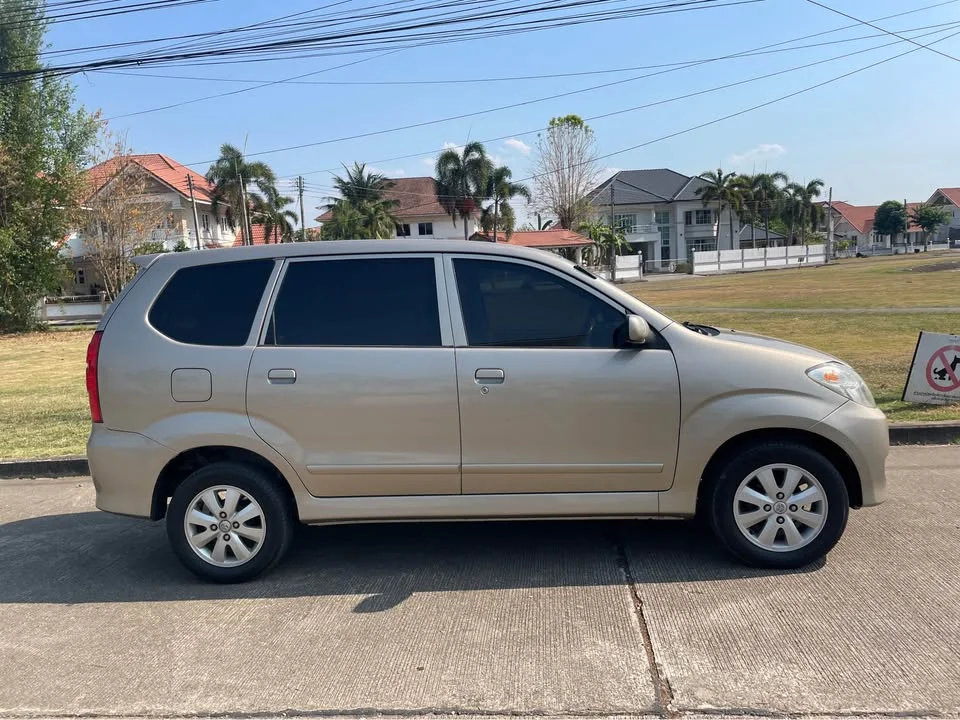 2006 Toyota Avanza I 3