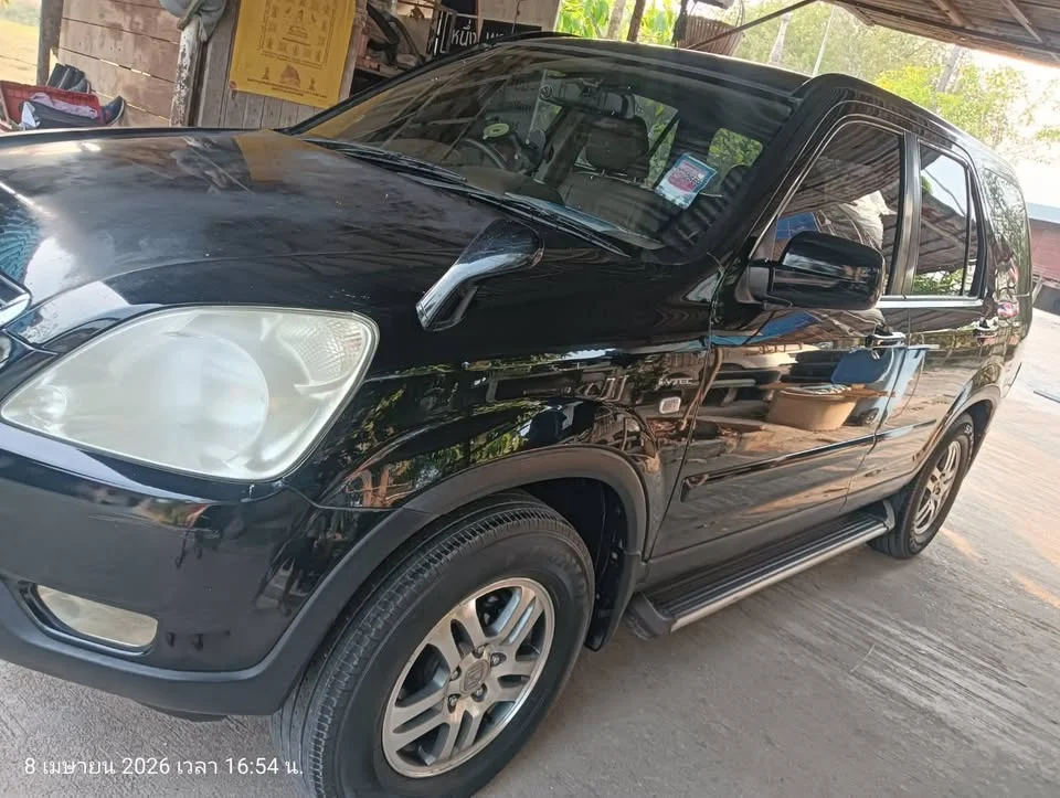 2004 Honda CR-V II 3