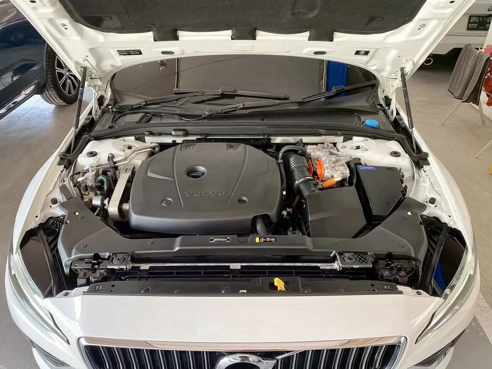 2020 Volvo V60 II 3