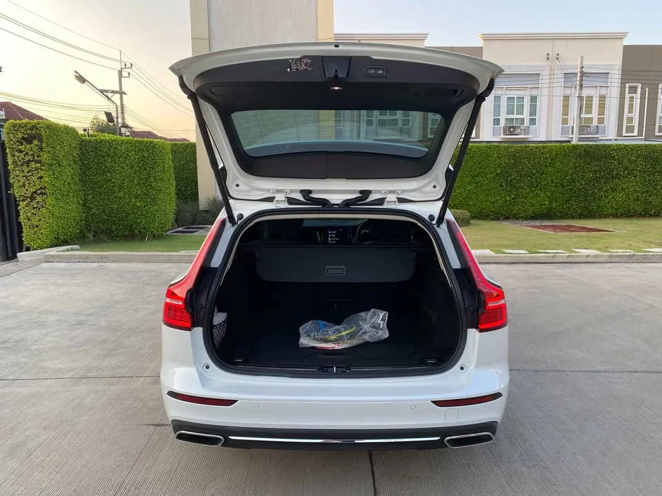 2020 Volvo V60 II 2