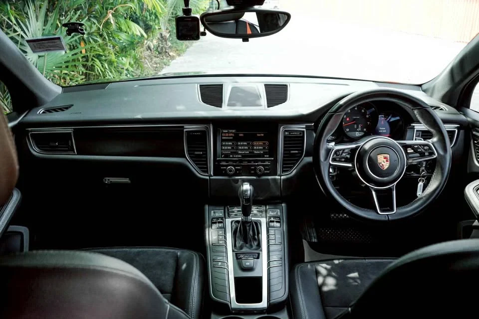 2017 Porsche Macan I 3