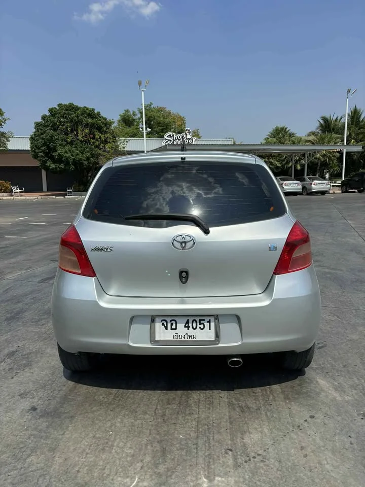 2007 Toyota Yaris II 2