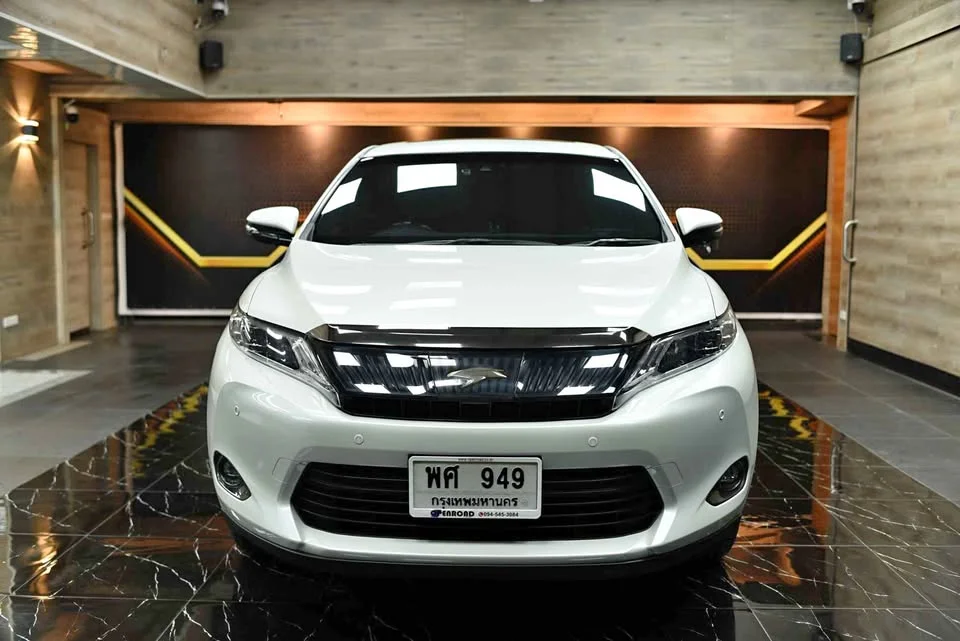 2014 Toyota Harrier III 2
