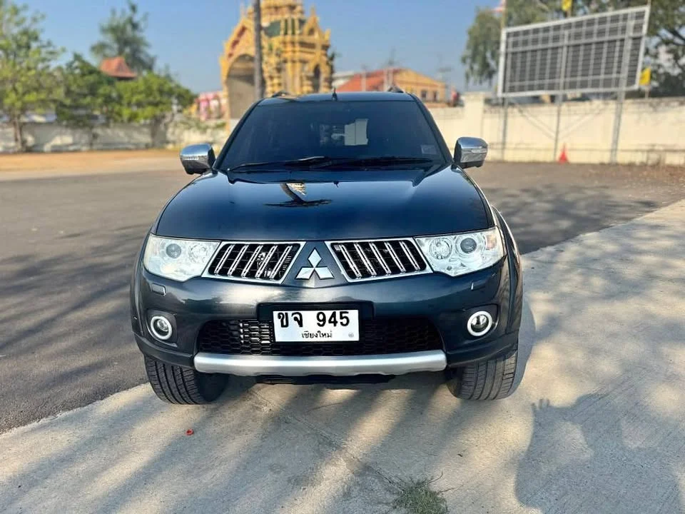 2011 Mitsubishi Pajero Sport II 2