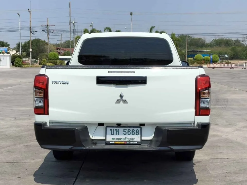 2022 Mitsubishi Triton V 3
