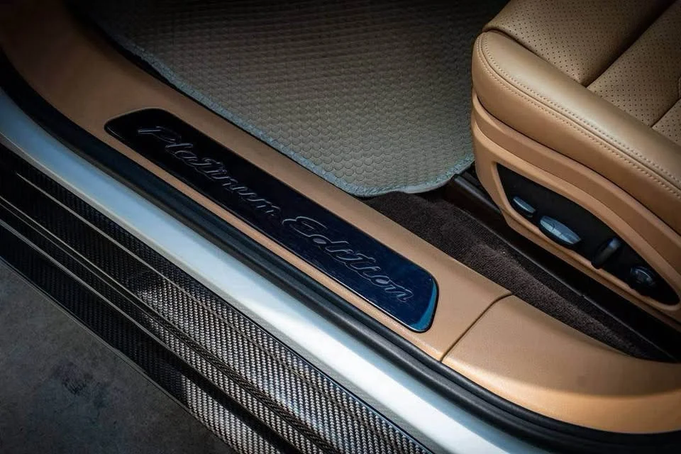 2023 Porsche Panamera II 3