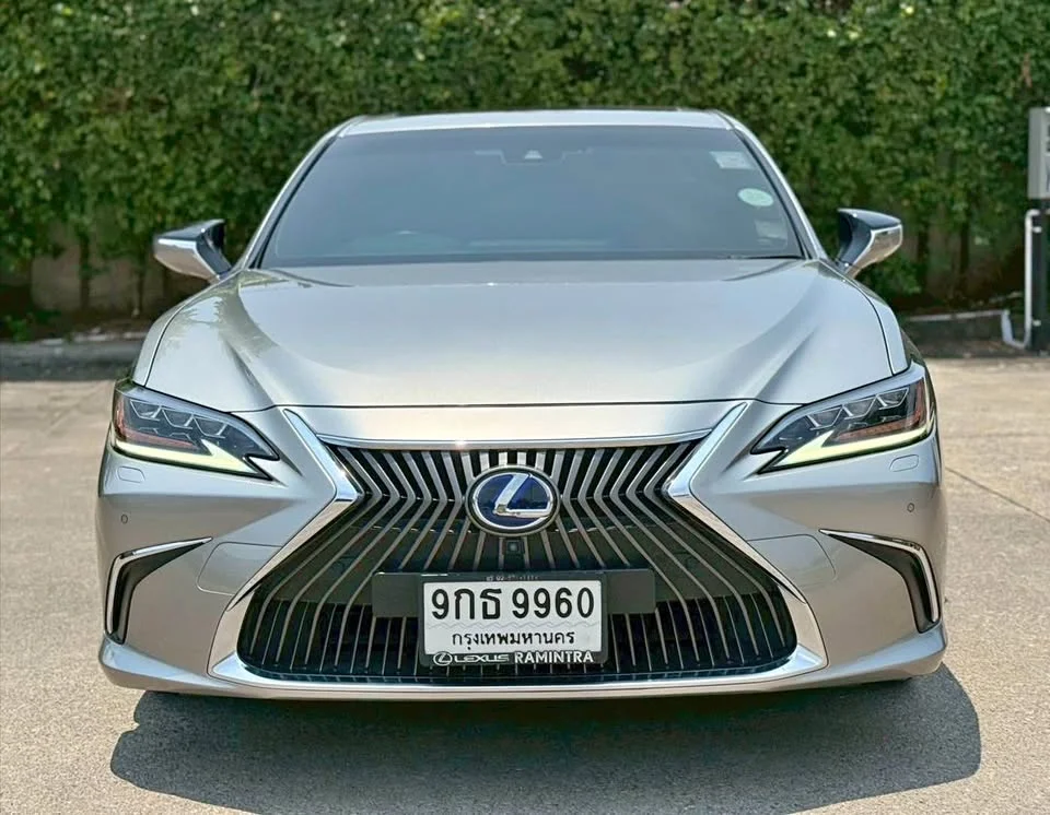 2020 Lexus ES VII 2