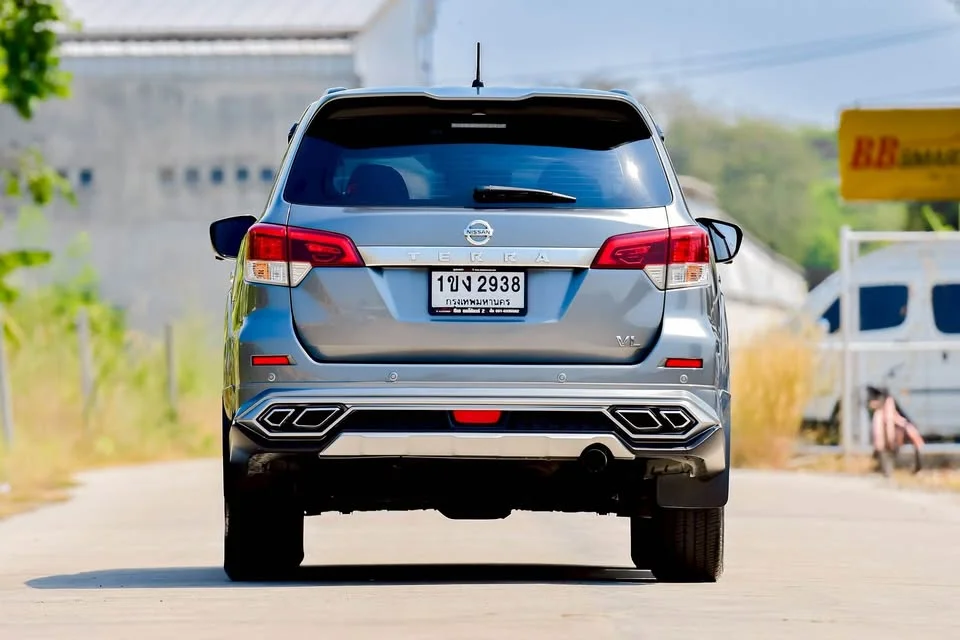 2018 Nissan Terra 3