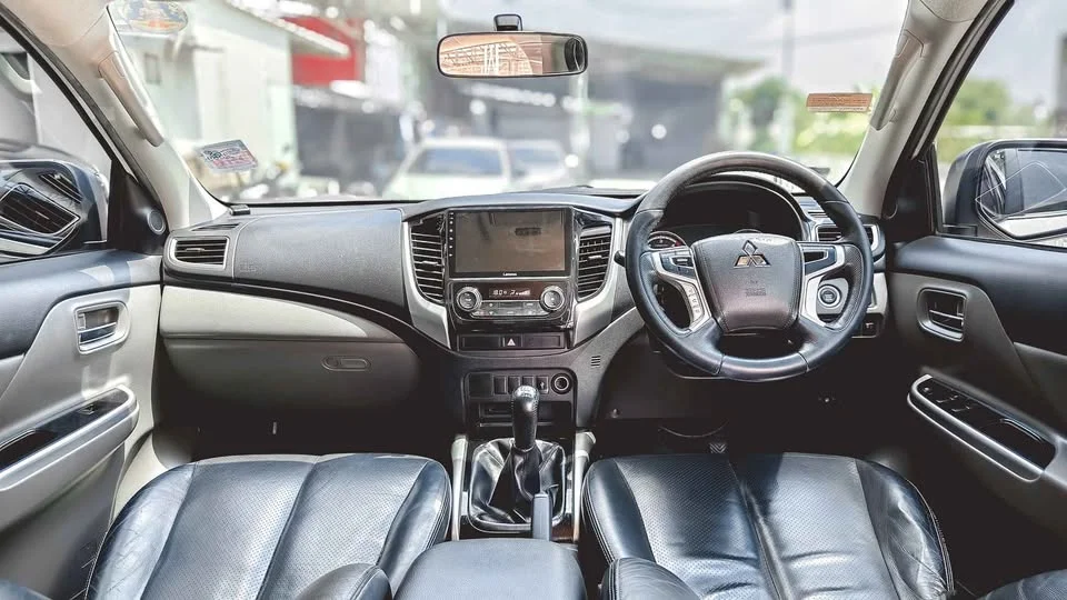 2018 Mitsubishi Triton V 3
