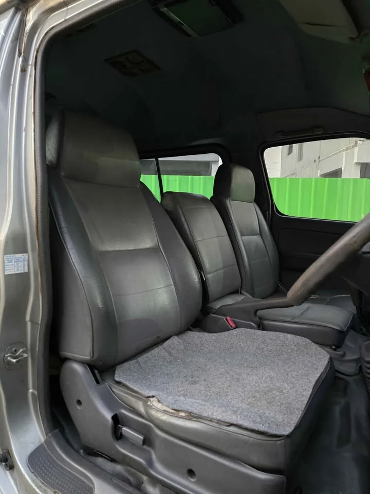 2004 Nissan Urvan V (E25) 3