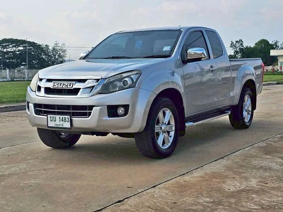 2013 Isuzu D-Max II (RT) 3