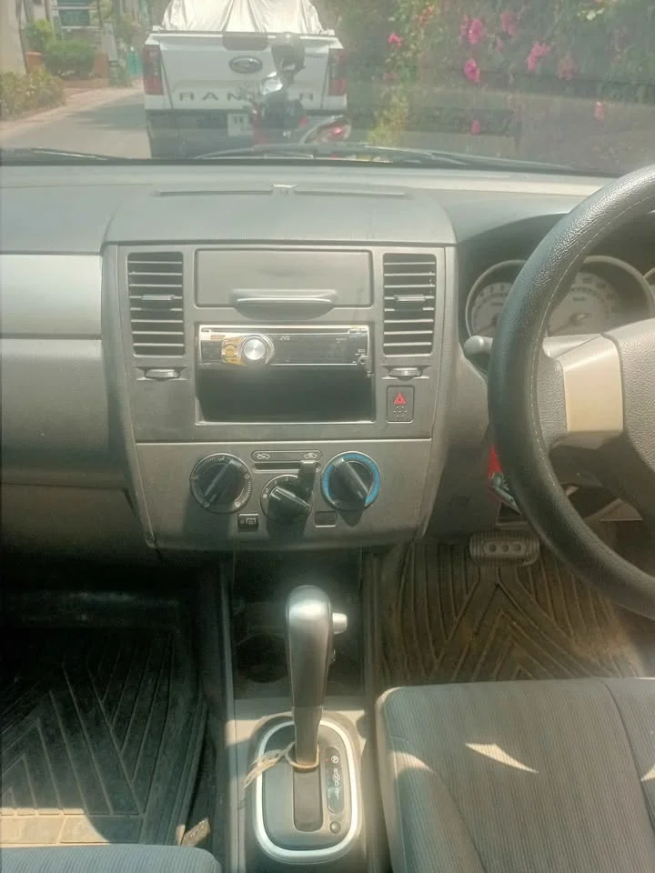 2011 Nissan Tiida I (C11) 2