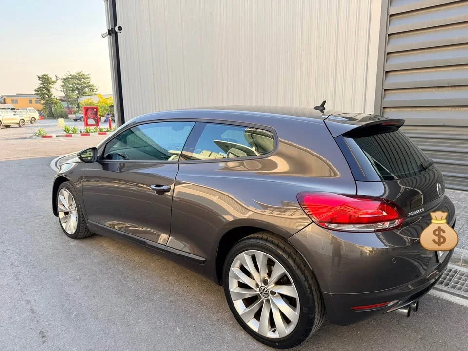 2011 Volkswagen Scirocco III 3