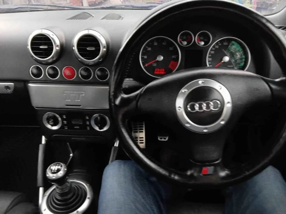 2000 Audi TT Mk1 2