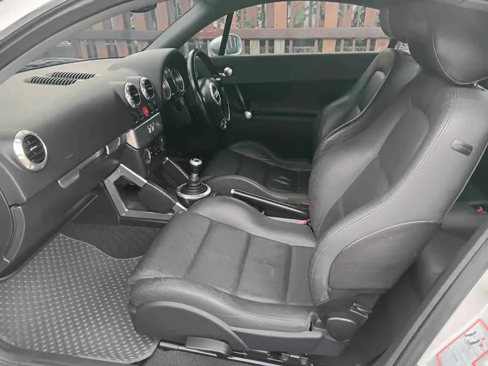 2000 Audi TT Mk1 3