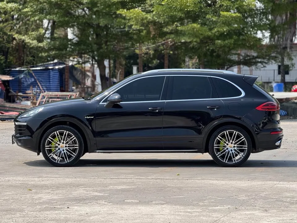 2015 Porsche Cayenne II 3