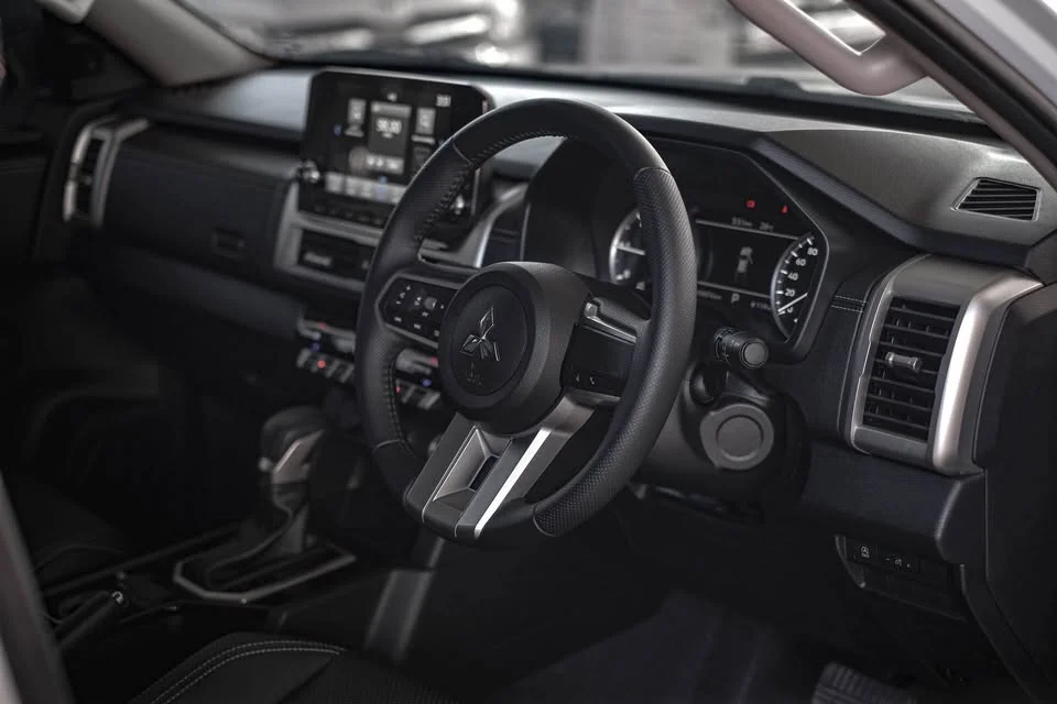2023 Mitsubishi Triton VI 2