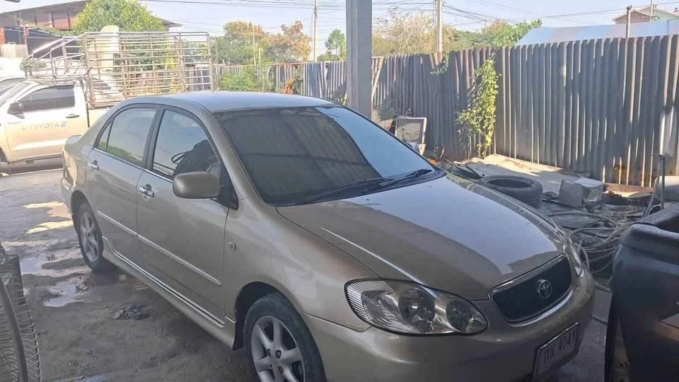 2004 Toyota Corolla Altis IX (E120) 2