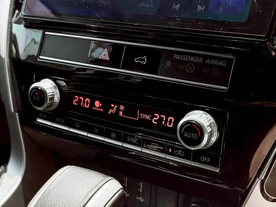 2019 Mitsubishi Pajero Sport III 3