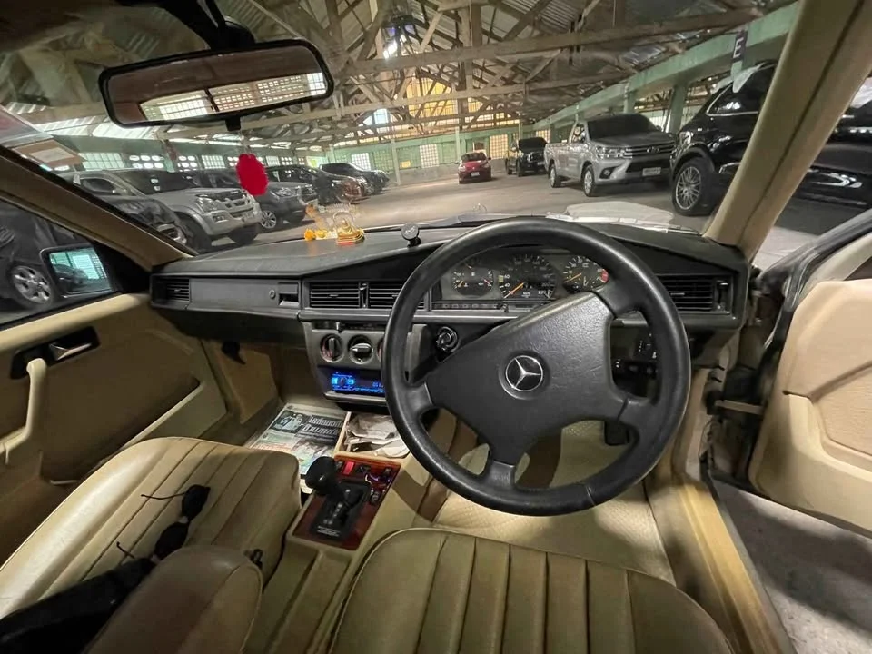 1993 Benz C-Class W201 (190, 190E, 190D) 2