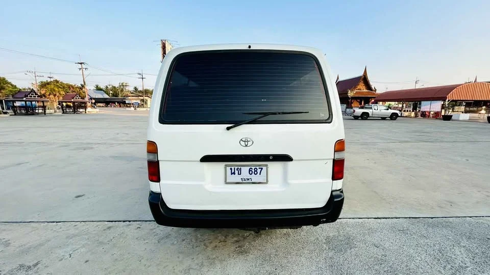 2001 Toyota Commuter IV (H100) 2