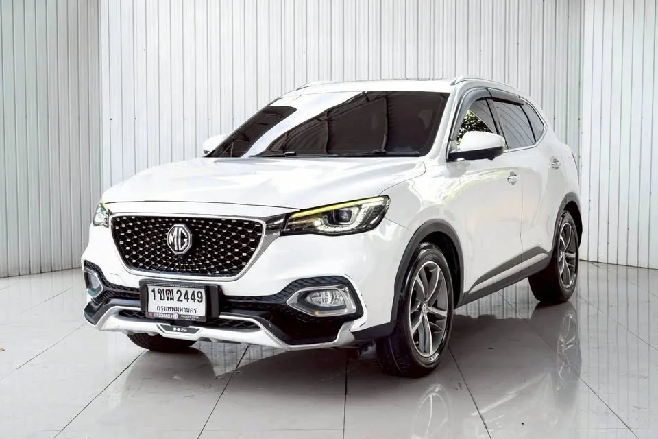 2020 MG HS 2