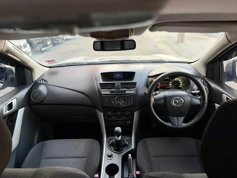2012 Mazda BT-Series II 3