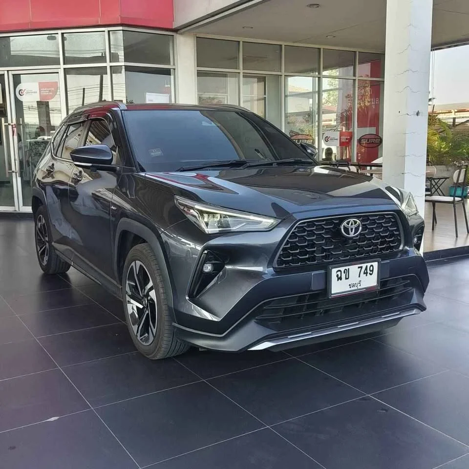 2025 Toyota Yaris Cross AC200 3