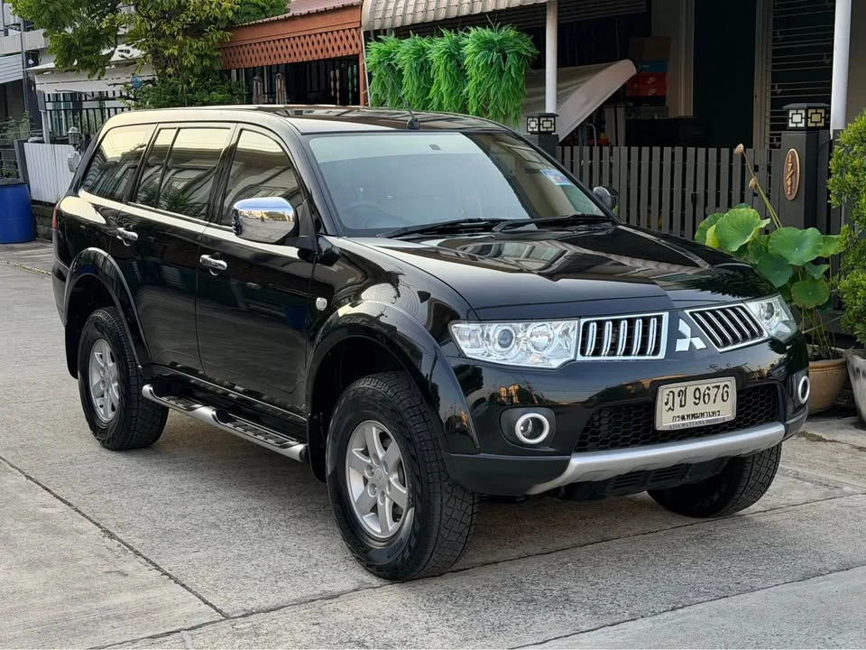 2010 Mitsubishi Pajero Sport II 2