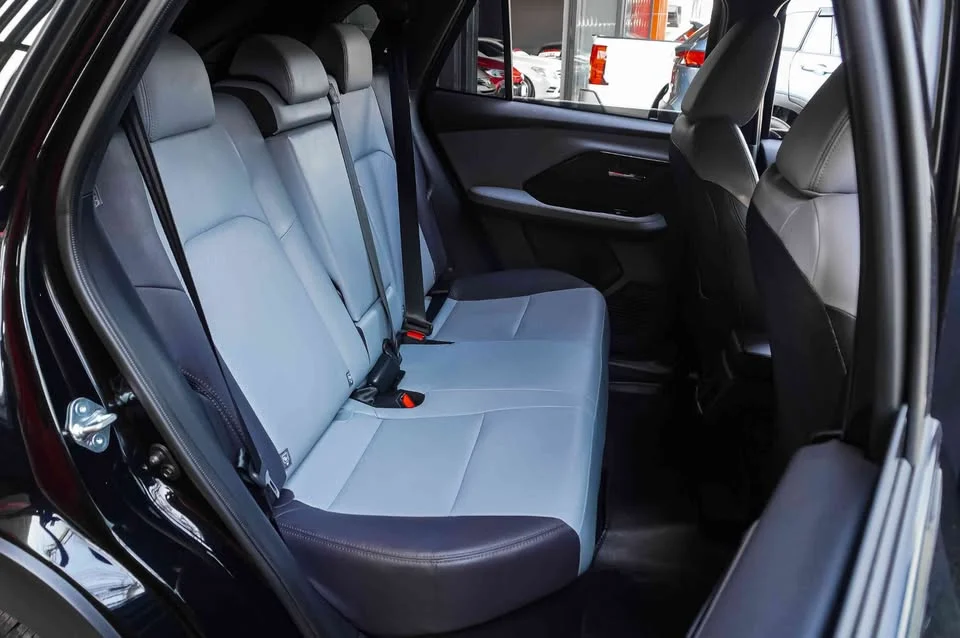 2025 Toyota Yaris Cross AC200 2