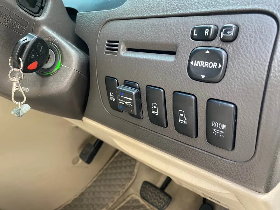 2004 Toyota Alphard, Vellfire I (AH10) 2