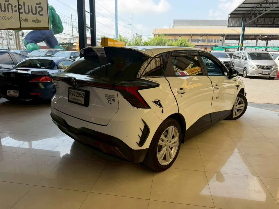 2023 MG 4 EV 2
