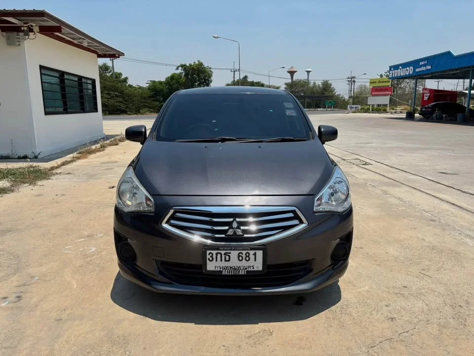 2013 Mitsubishi Attrage VI 3