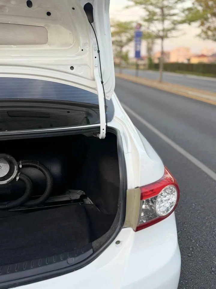 2012 Toyota Corolla Altis X (E140) 3