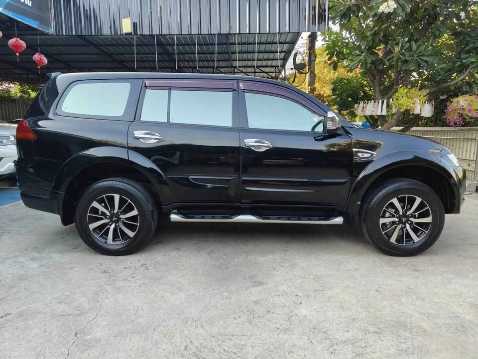 2009 Mitsubishi Pajero Sport II 3
