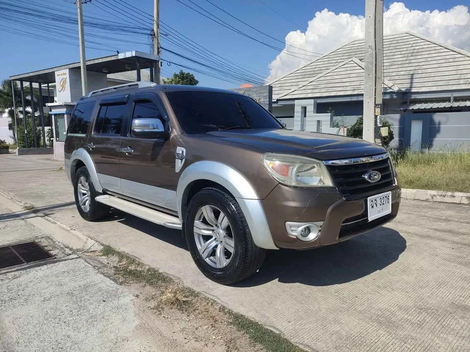 2010 Ford Everest I 2