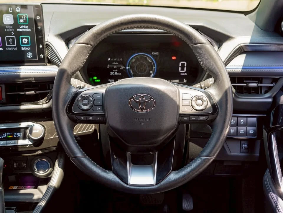 2024 Toyota Yaris Cross AC200 2