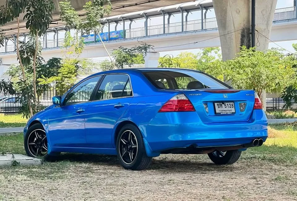 2006 Honda Accord VII 3