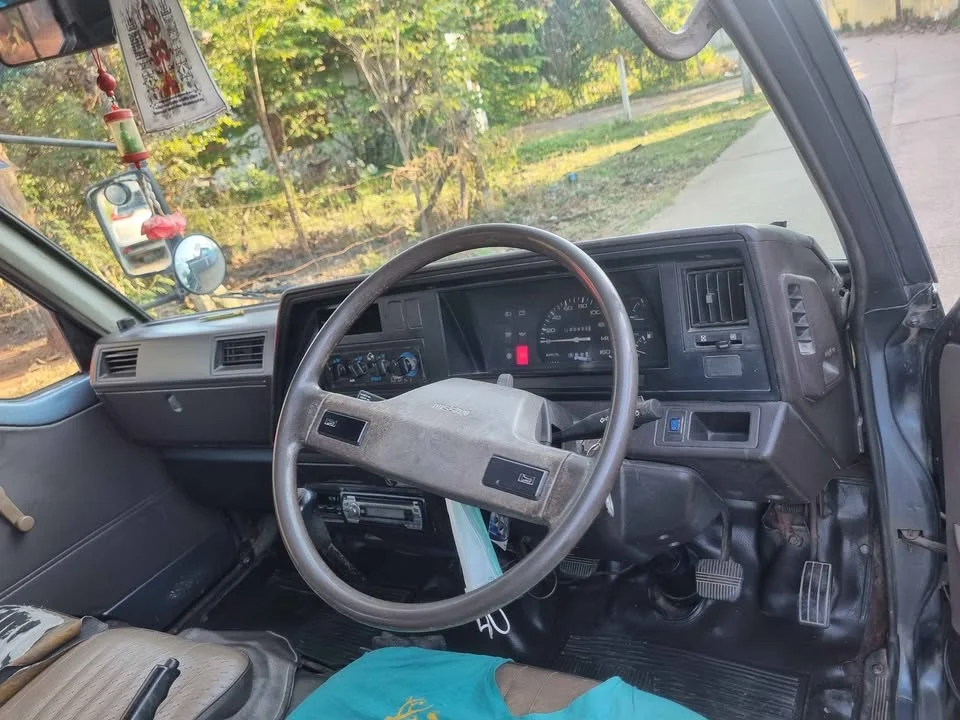 1990 Nissan Urvan IV (E24) 2