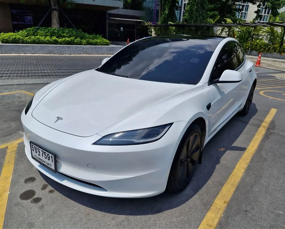 2024 Tesla Model 3 3