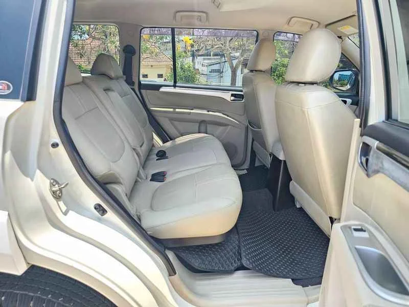 2013 Mitsubishi Pajero Sport II 3