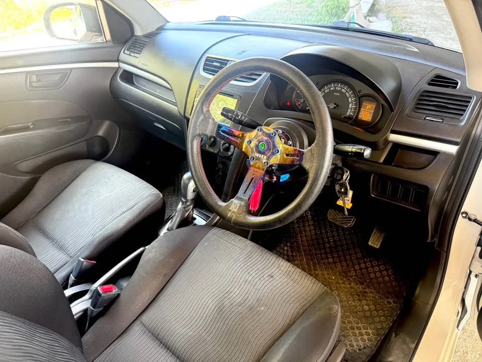 2016 Suzuki Swift II 2